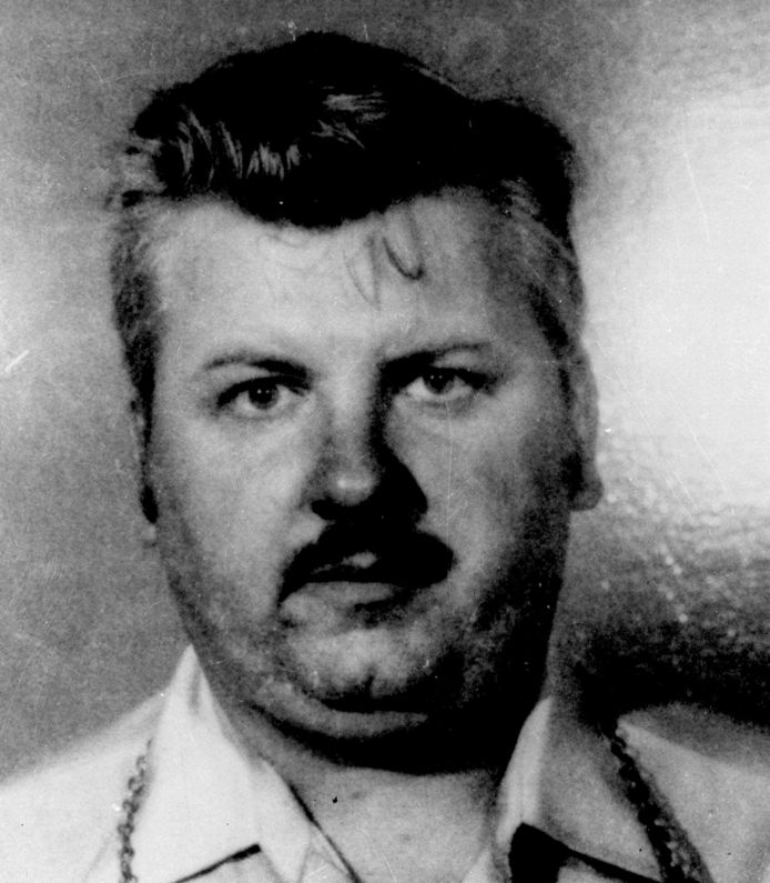 John Wayne Gacy è stato condannato per l'omicidio di 33 ragazzi e uomini.