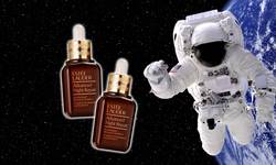 Estée Lauder en NASA filmen samen ’s werelds eerste beautyspotje in de ruimte