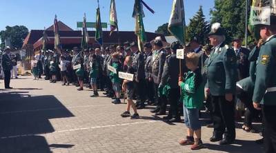 Duitse minister onder vuur vanwege fiscaal bestraffen van mannenverenigingen