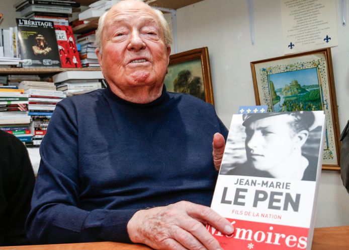 Jean-Marie Le Pen is het niet eens met de koers die zijn dochter Marine wil varen met de partij die hij mee opgericht heeft.