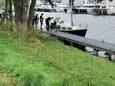 Onderzoek naar overleden persoon gevonden in jachthaven Elburg.