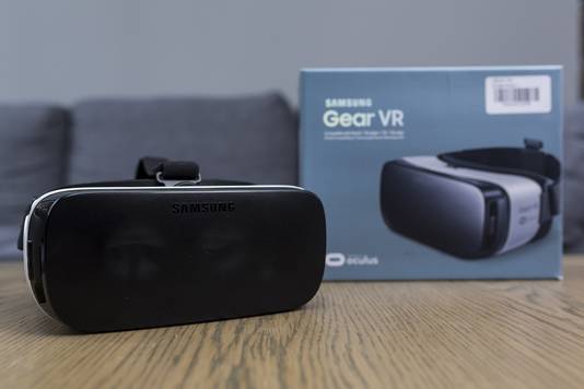 berouw hebben Kerel Prestatie Jonge lezer test virtuele gear VR-bril van samsung: "Veel spelplezier voor  veel geld" | Default | hln.be