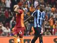 Mario Balotelli in het shirt van Adana Demirspor vorige week bij de uitwedstrijd bij Galatasaray.