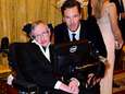 Benedict Cumberbatch was destijds de eerste om Stephen Hawking te spelen op het grote scherm: "Ik zal onze Margarita-avonden missen"
