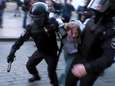 Kremlin noemt harde politieoptreden tijdens betogingen "gerechtvaardigd"