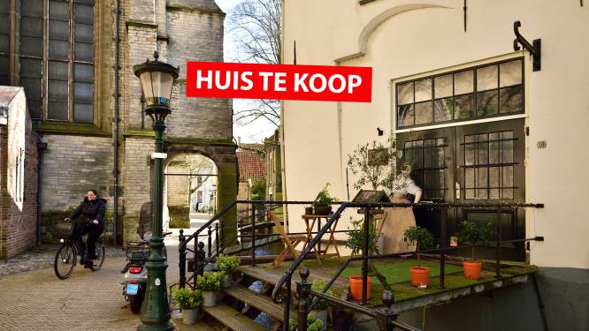 Wonen in iconisch huis pal achter de Sint-Janskerk? Deze van Henk en Vera staat te koop 