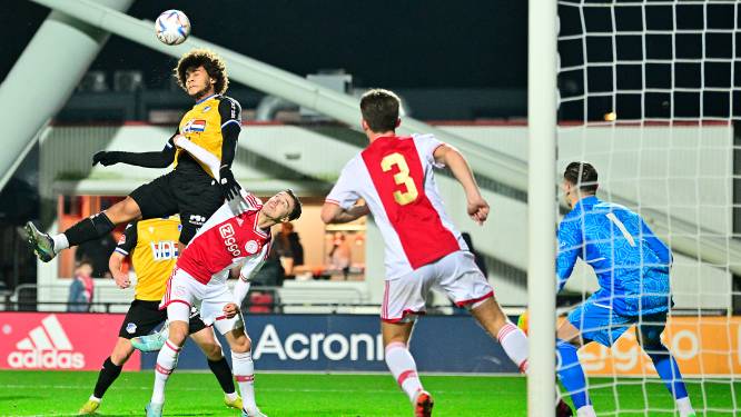 Defensief geklooi kost FC Eindhoven de winst tegen Jong Ajax
