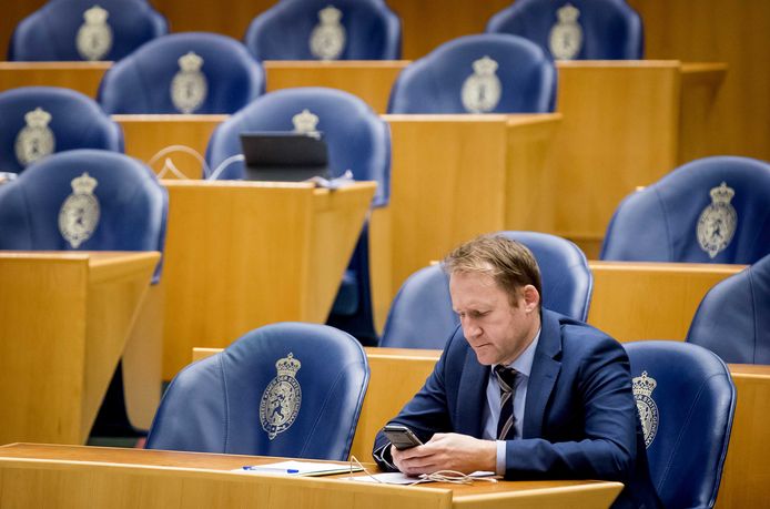 Kees Verhoeven (D66) wil de macht van grote techreuzen breken.