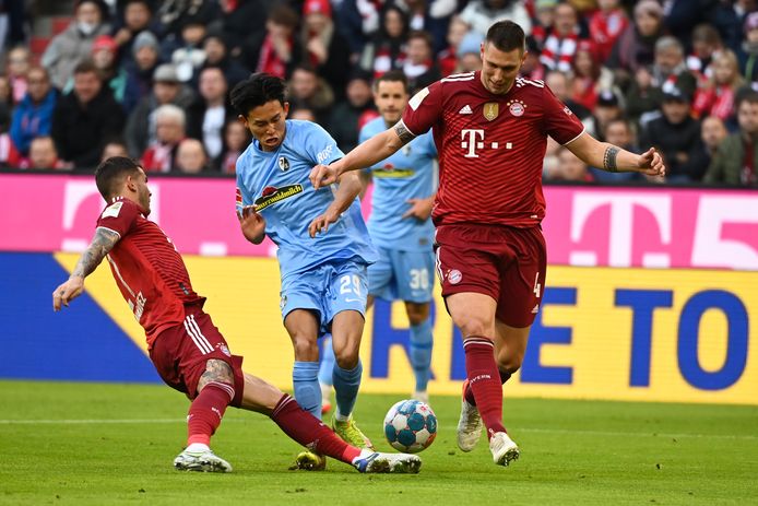 Niklas Süle (r) in actie tegen Freiburg afgelopen zaterdag.