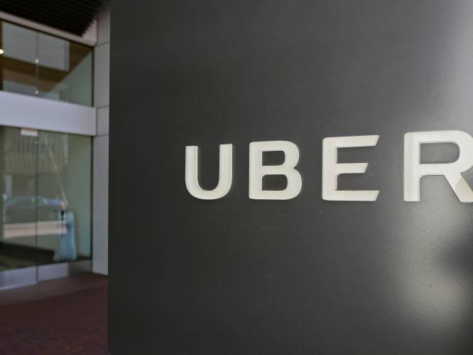 Uber hervat test met zelfrijdende auto's