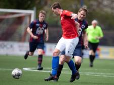 Uitslagen, doelpuntenmakers én wedstrijdverslagen amateurvoetbal (zondag)