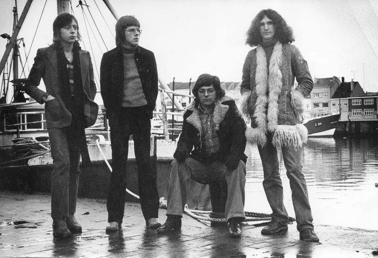 De band  Pluto in 1976,  met rechts drummer Noël Steen.  Beeld Archief