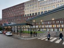 Ziekenhuis geschokt: nepverpleger aangehouden na behandelen patiënten tijdens coronadrukte