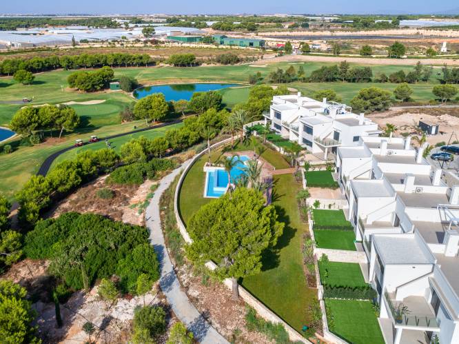 Huizen en appartementen te koop vanaf 234.000 euro... op een Spaans golfresort: “Dankzij de verhuursservice is dit een ideale belegging”
