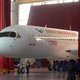China toont zelfgemaakt verkeersvliegtuig
