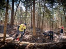 Mountainbiken door oerbos valt verkeerd: natuurclub stapt uit Arnhems ‘cadeau aan de inwoners’