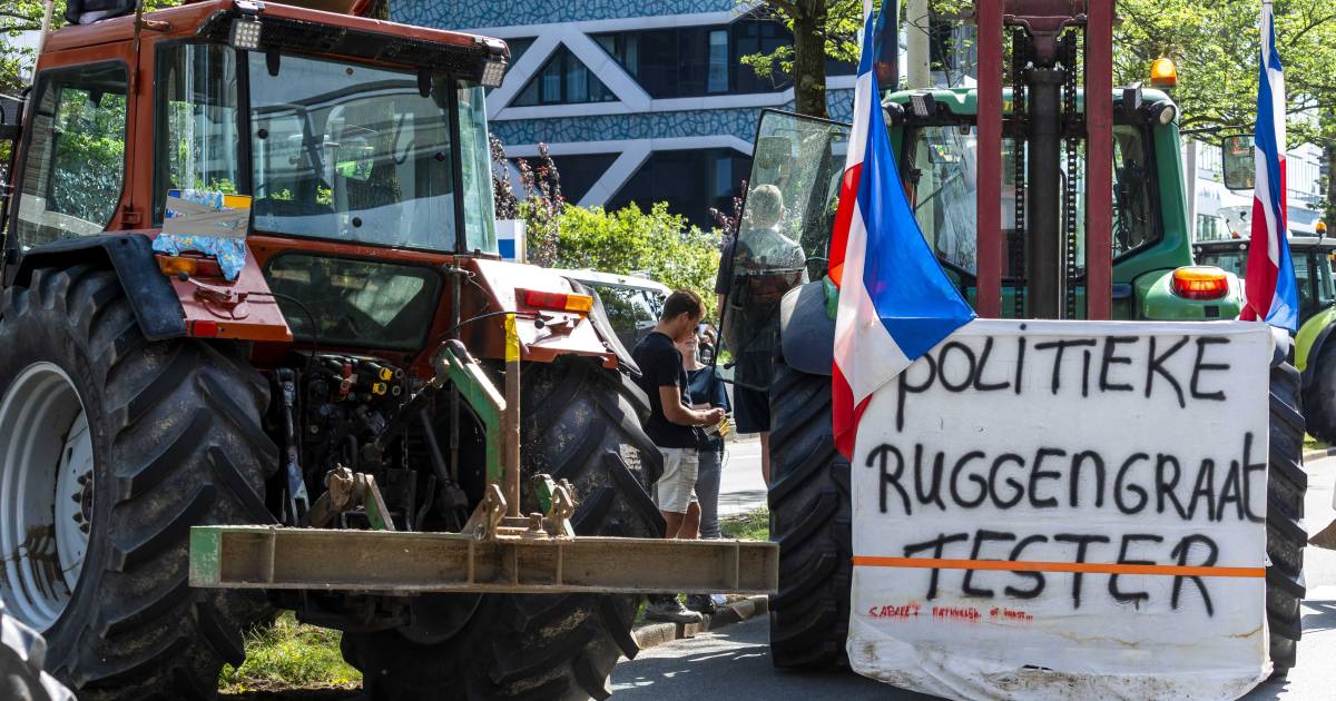 Politiek worstelt met boerenprotest: ondanks intimidaties worden 'scherpe acties' toegejuicht