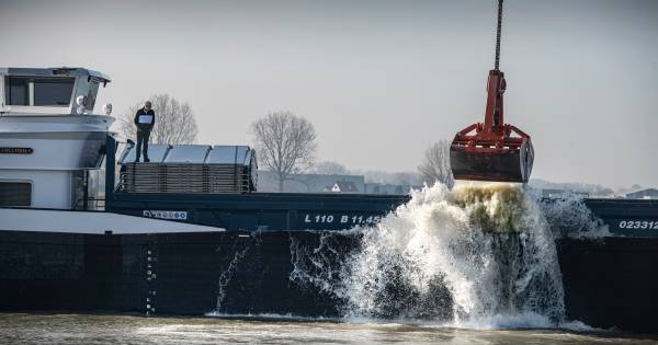 Ministers op het matje over stort afvalstof bij Lith na onder protest afgegeven vergunning - BD.nl