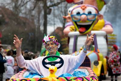 Centrale bouwhal voor carnavalsgroepen in Helmond als antwoord op steeds verder uitgeklede optochten