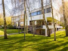 Kledingkoning Roland Kahn heeft zijn villa éindelijk verkocht, maar wel met flink verlies (2 miljoen!)