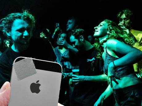 Zonder telefoon of met afgeplakte camera: waarom is dat de norm bij steeds meer clubs?