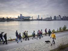 Wandelaar krijgt ruim baan in Rotterdam: ‘Het is belangrijk dat inwoners meer bewegen’