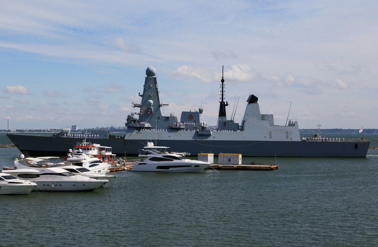 De HMS Defender. Beeld REUTERS
