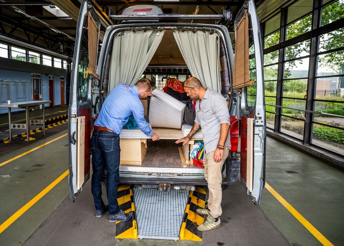 De zoektocht naar de perfecte bus voor een camper — Huisopwielen.com - Jouw  gids om zelf een camper te bouwen