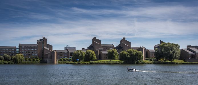 Het Gouvernement aan de Maas, het Limburgse Provinciehuis.