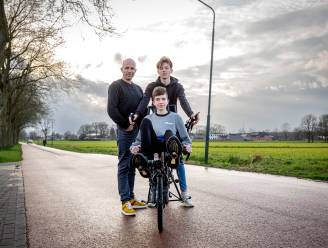 Wandelen en fietsen in Waalre voor de gezondheid van Finn (15): ‘Leuk om mee te kunnen doen’