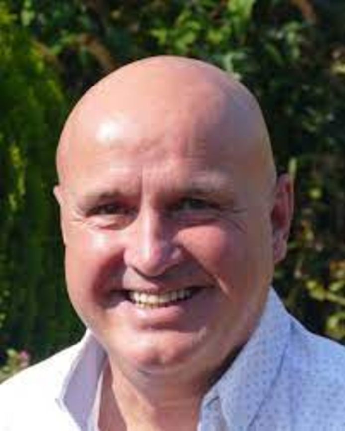 Oudbasisschooldirecteur Nelis van Binsbergen aan de slag met coalitie