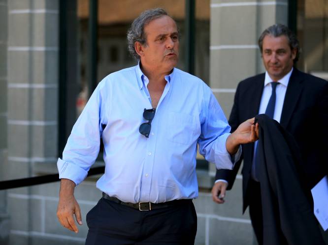 In eer herstelde Platini hoopt dat FIFA "het fatsoen heeft" zijn schorsing op te heffen, wereldvoetbalbond reageert fors