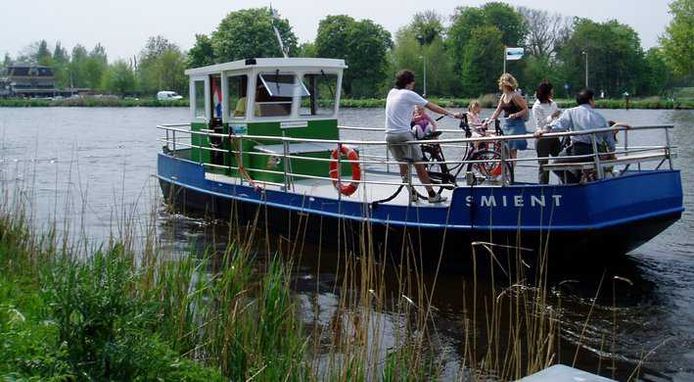 Veerpont De Smient.