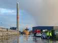 Une grue de 80 mètres de haut s'effondre dans le port de Gand et blesse un travailleur