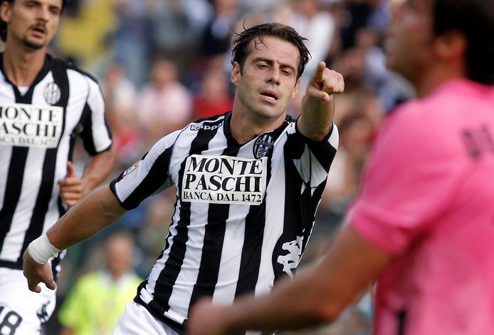 Emanuele Calaio als speler van Siena in 2012.
