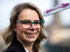 Advies Gezondheidsraad: stuur álle vrouwen hpv-zelftest, Melanie uit Deventer weet hoe belangrijk dat is