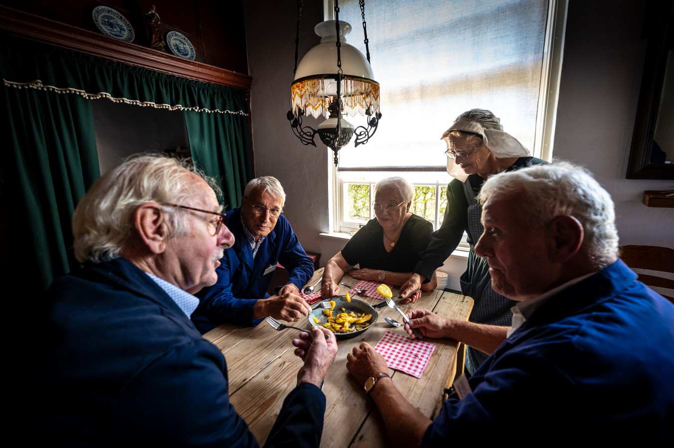 ‘De Aardappeleters’ komt weer even tot