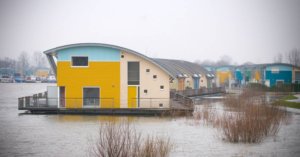 West Maas en Waal pakt wonen in Maasbommelse vakantiehuizen aan Maas en Waal gelderlander.nl
