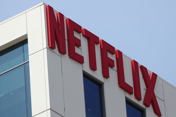 Het logo van Netflix op een kantoor in Los Angeles.