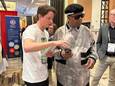 Stevie Wonder en Willem Van de Mierop op de CSUN beurs.