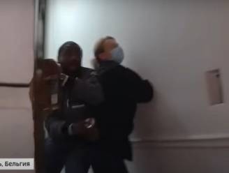 Hallucinante beelden: Russische cameraploeg filmt hoe agentes machteloos staan tegenover aanwezigen lockdownfeest in Anderlecht
