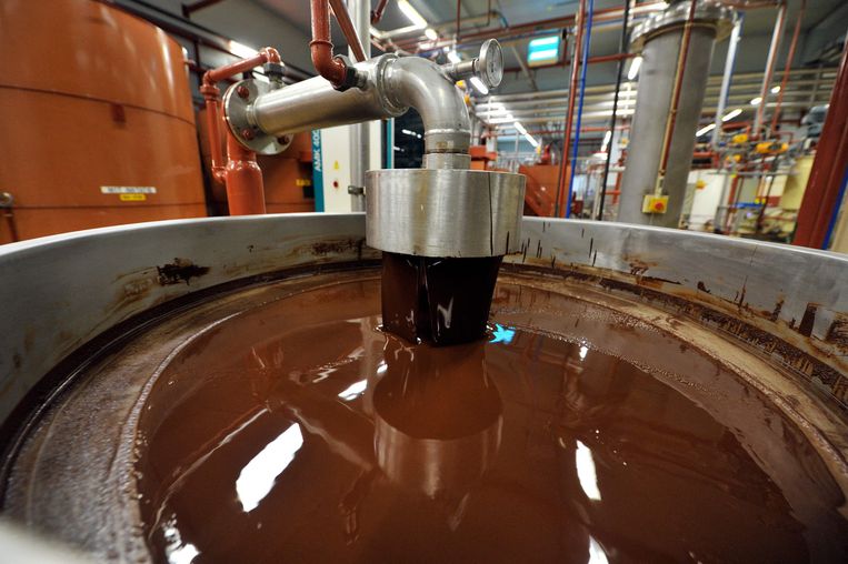Archiefbeeld: chocolade wordt verwerkt bij Barry Callebaut. Beeld AFP