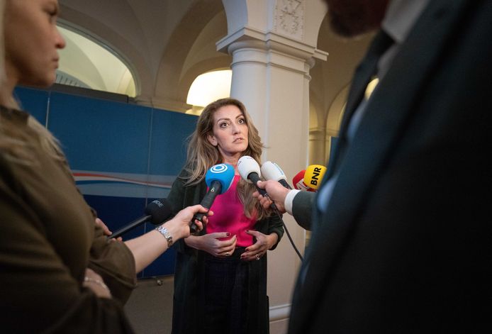 Demissionair Staatssecretaris Dilan Yesolgoz-Zegeriuz van Klimaat en Energie (VVD) geeft dit najaar een toelichting op de maatregelen om de energierekening te verlagen, na afloop van de wekelijkse ministerraad.