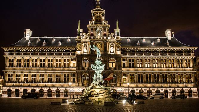 Antwerpen dooft verlichting voor Earth Hour