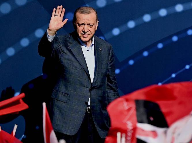 Turkse president Erdogan dreigt opnieuw NAVO-lidmaatschap Zweden en Finland te “bevriezen”