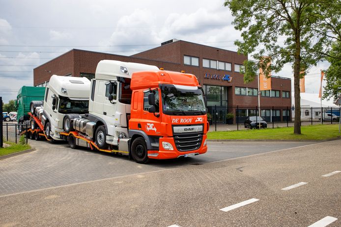 Bij transportbedrijf De Rooy in Son werken veel vrachtwagenchauffeurs uit Oekraïne.