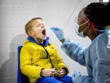 Utrechtse basisscholen zien aantal besmette kinderen razendsnel toenemen: ‘Natuurlijk baart het zorgen’