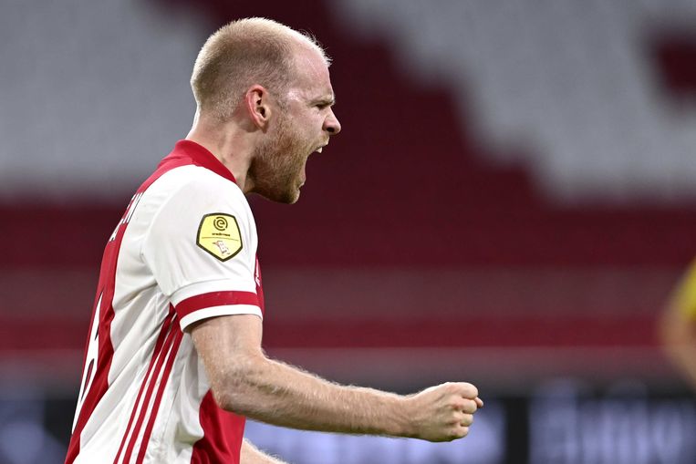 Teruglezen | Ajax viert ruime 5-2 zege na matig optreden tegen Fortuna