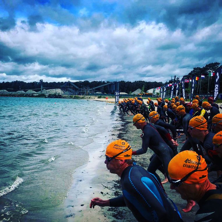 Kleine triathlon in Weert, waar Sijtsma aan deelnam. Beeld -
