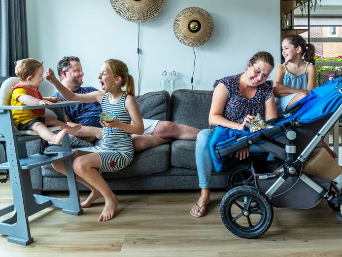 Floor en Niels met kinderen Siem (8 maanden), Sterre (10) en Bente (8)